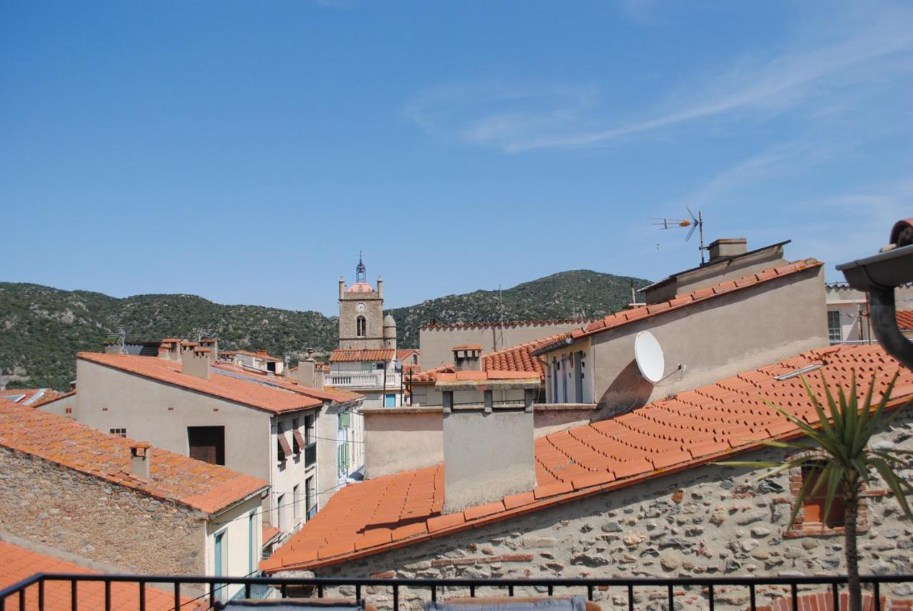 Agréable maison de village avec terrasse Vinca Esterno foto